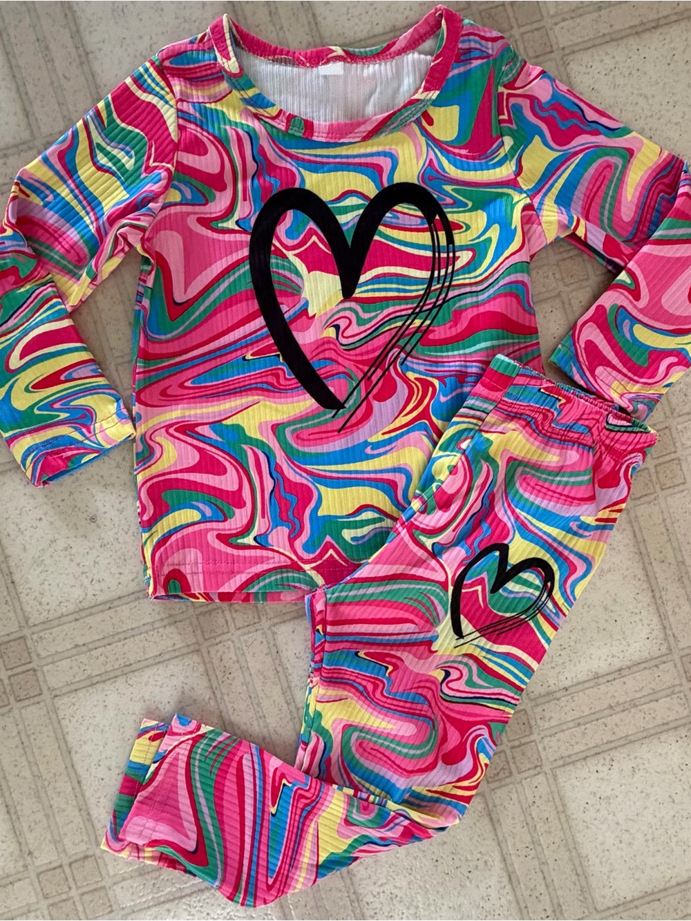 NWOT Multicolor Swirl Heart Pajama Set 18-24 months